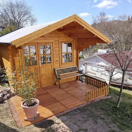 Ferienhaus Mit Standkorb Direkt Am Goehren (Ruegen)